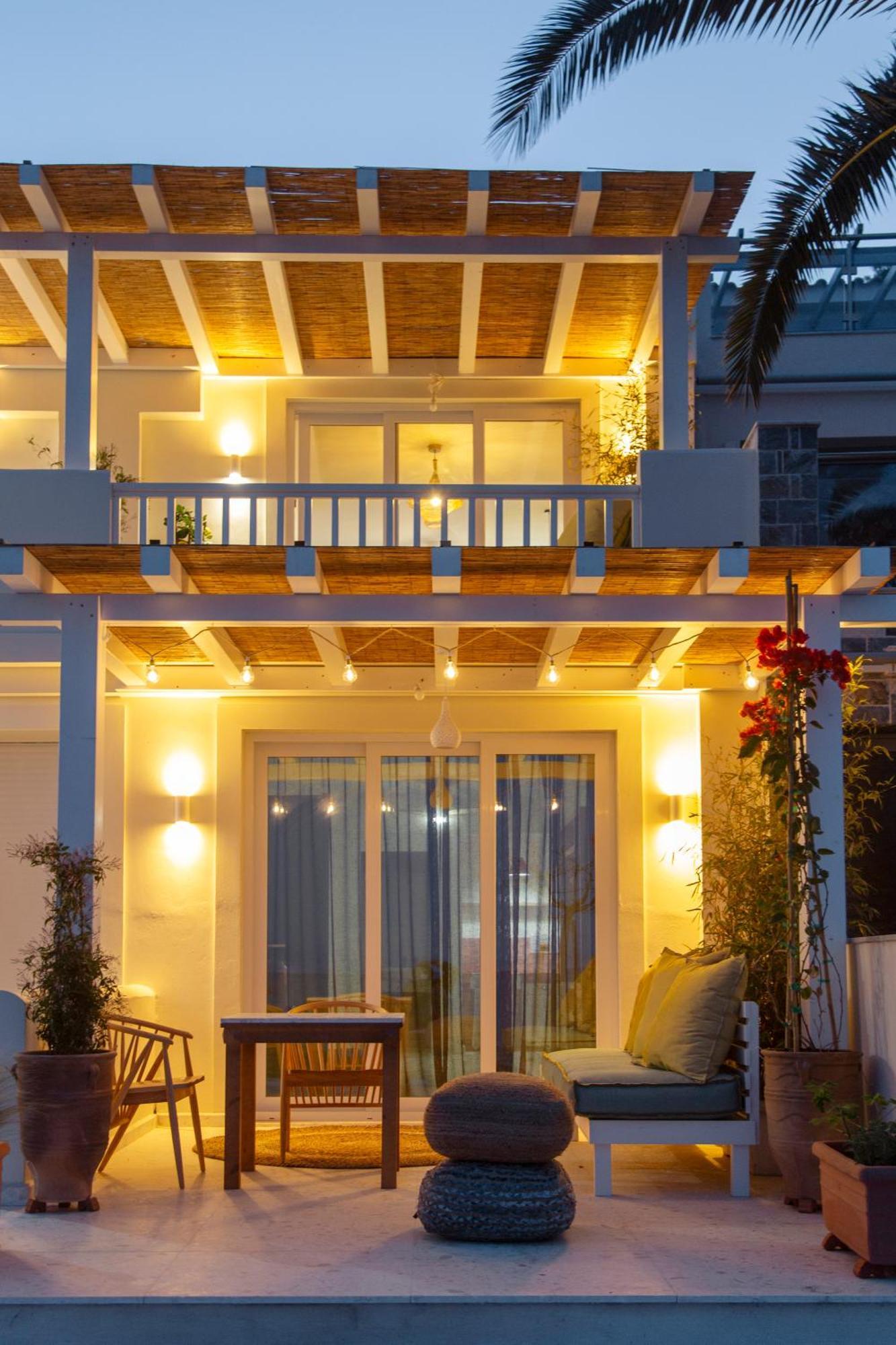 Aegean Stories Pelagos Suites Avlakia Екстериор снимка
